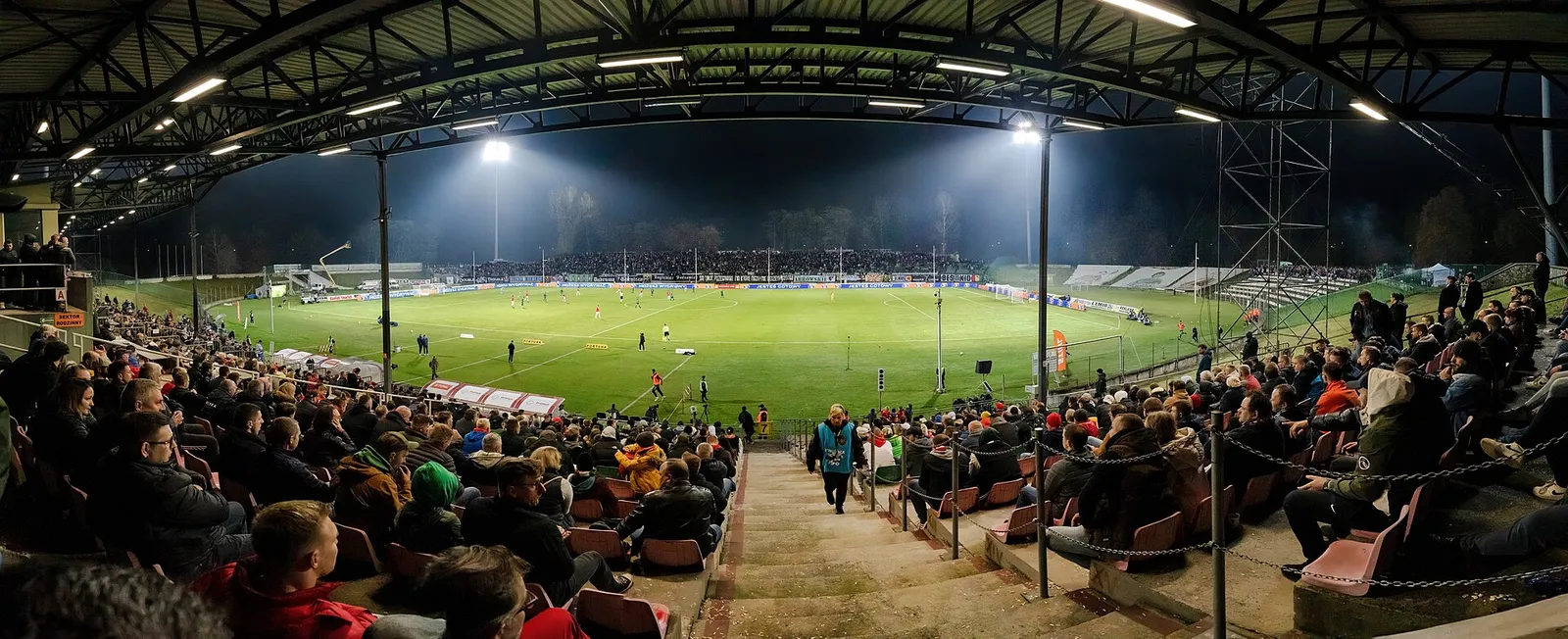Un stade de football lors d'un match (illustration)