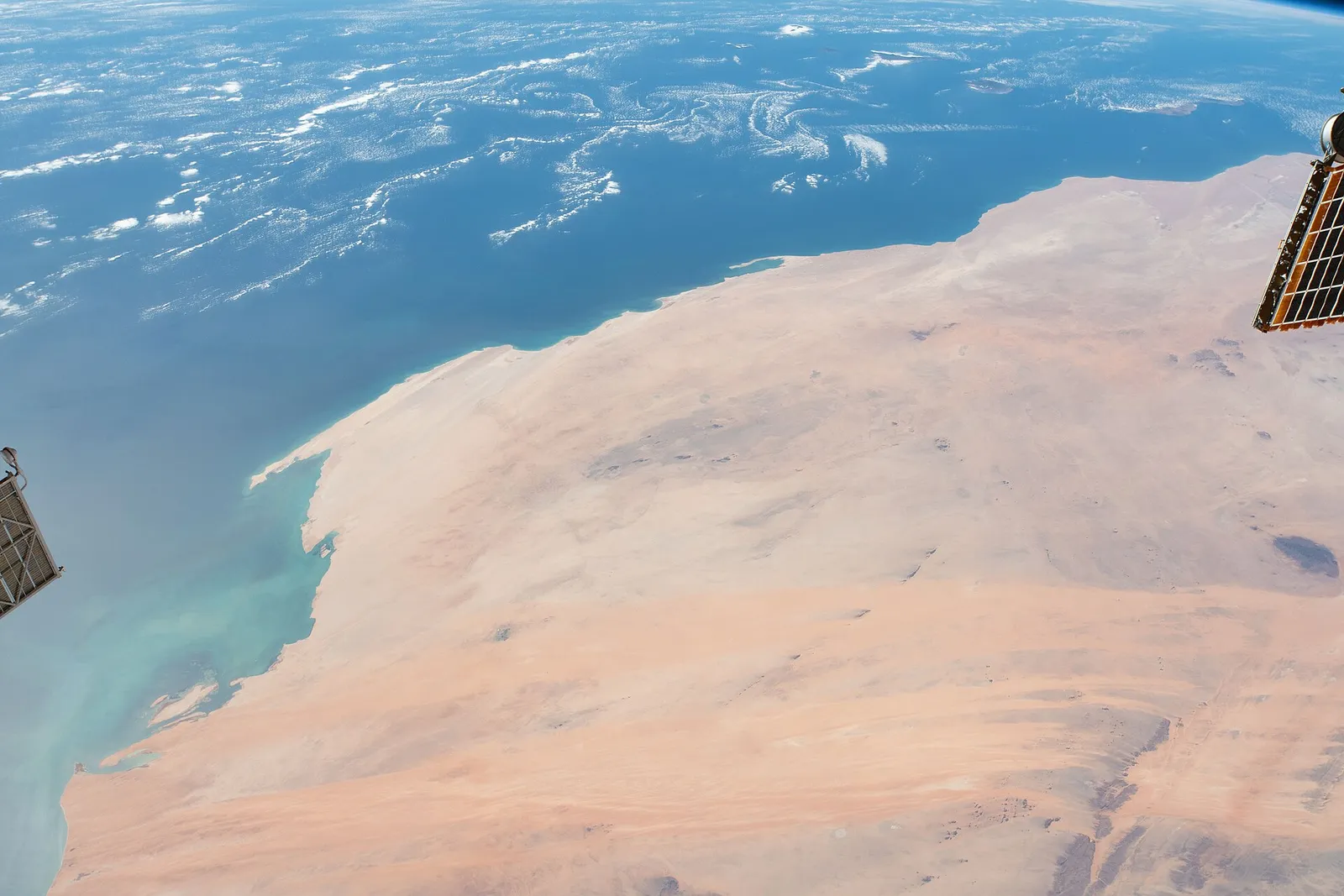 Vue du Sahara occidental depuis la Station spatiale internationale