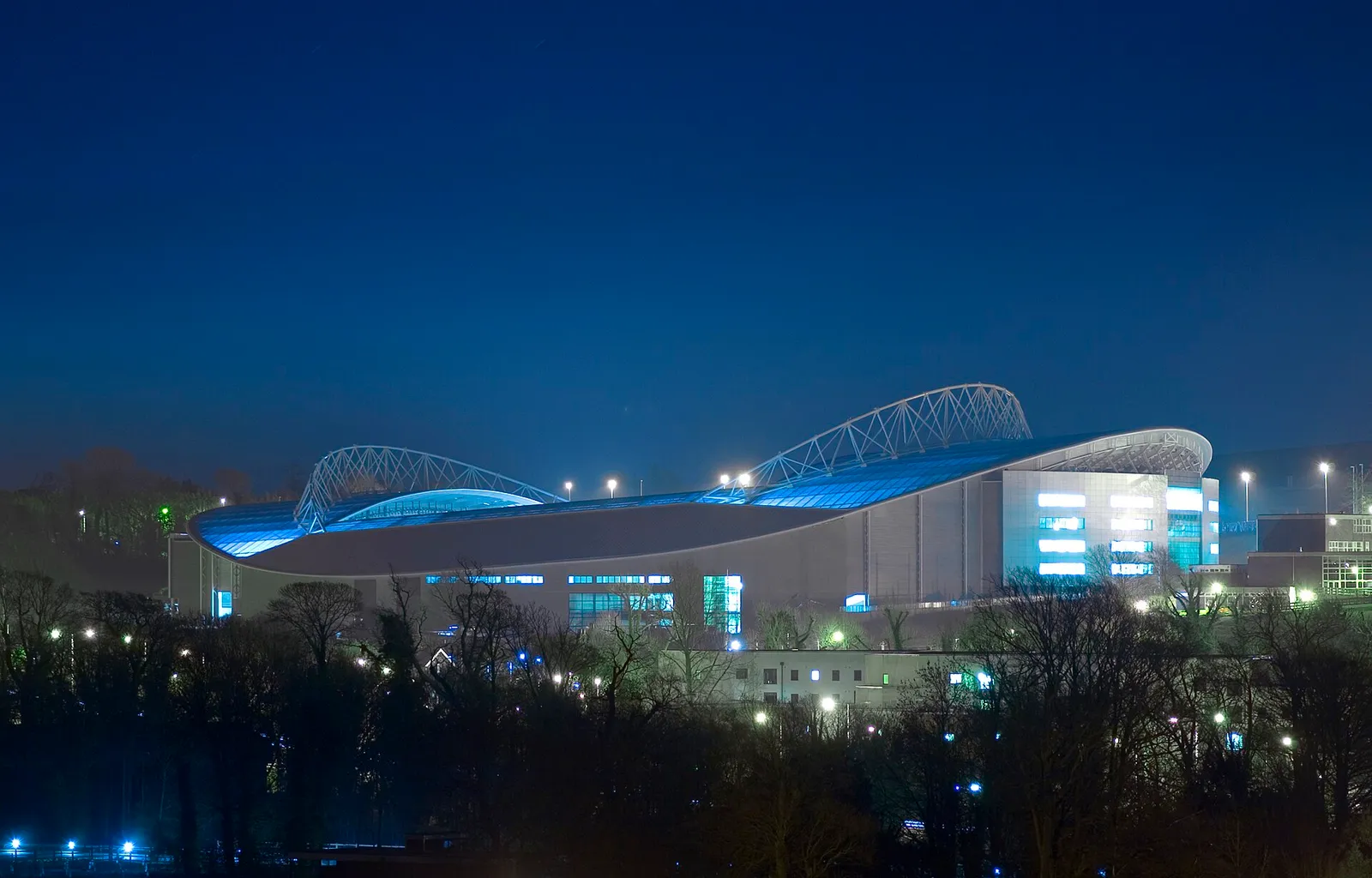 Un stade de football la nuit (illustration)