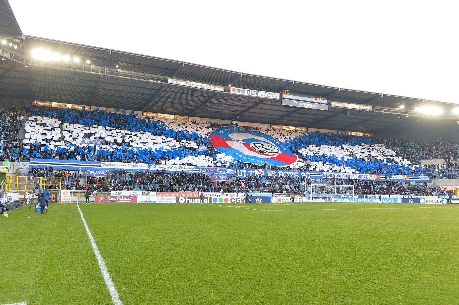 Les supporters du RC Strasbourg à la Meinau (illustration)