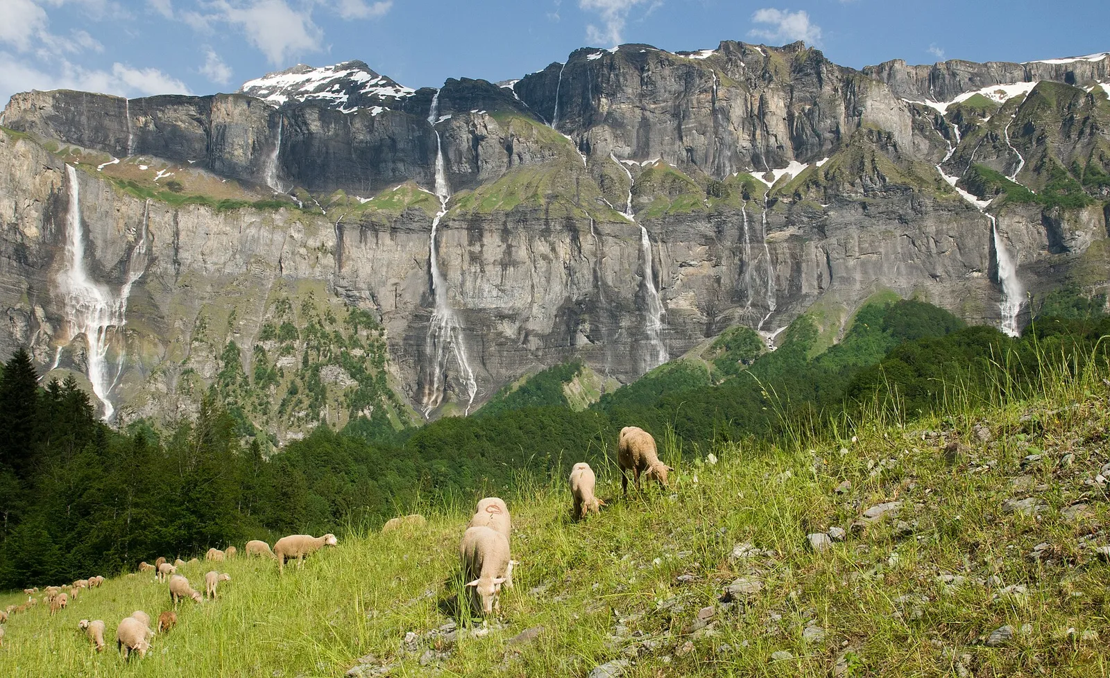 Le cirque du Fer-à-Cheval et ses cascades