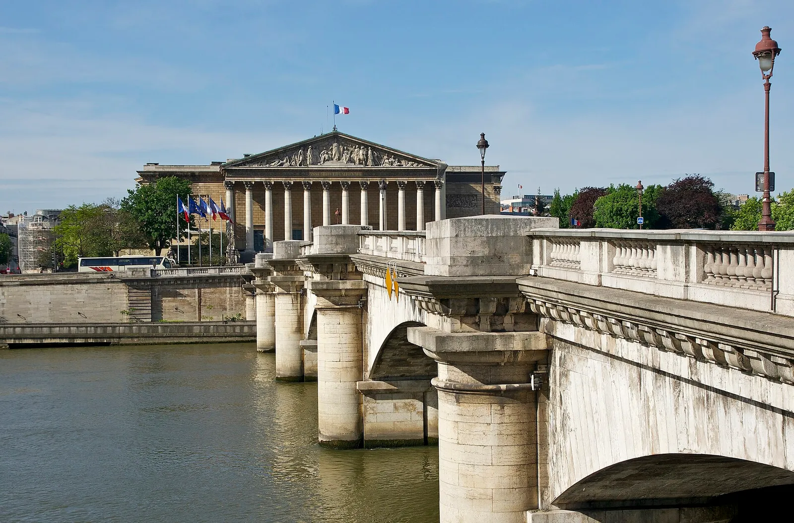 Le Palais Bourbon, siège de l'Assemblée nationale, à Paris