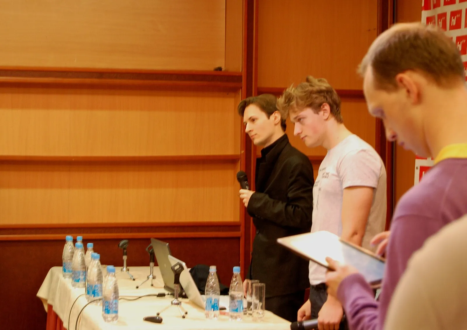 Pavel Dourov, fondateur de Telegram, lors d'une conférence