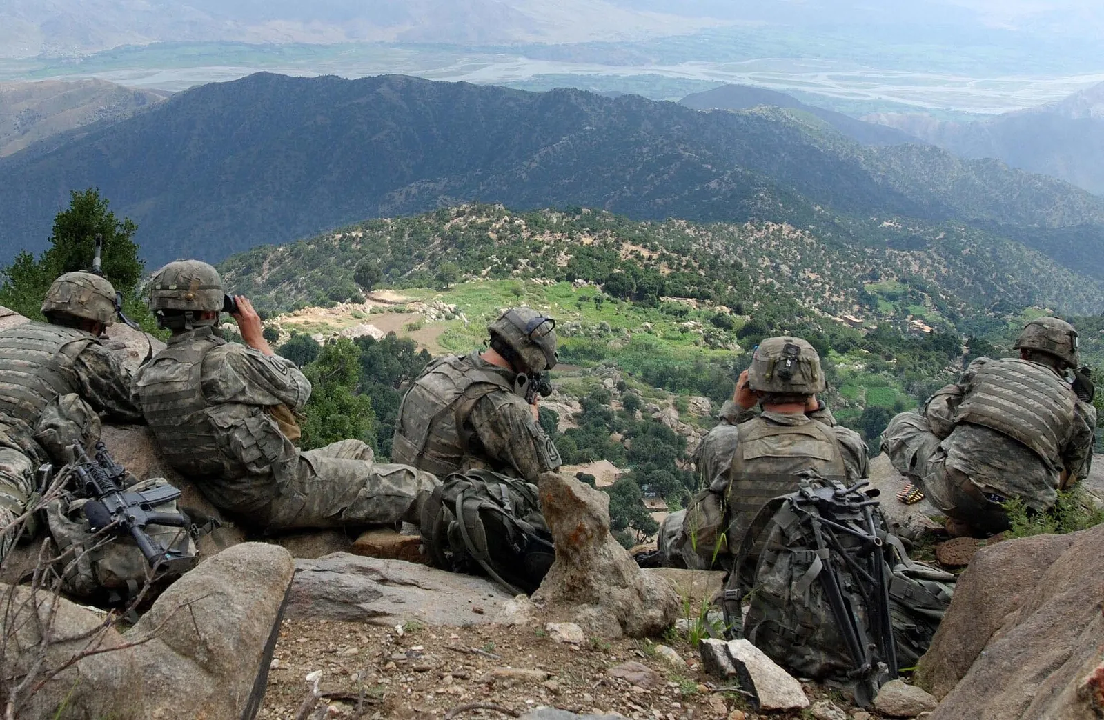 Paysage de montagnes en Afghanistan (illustration)