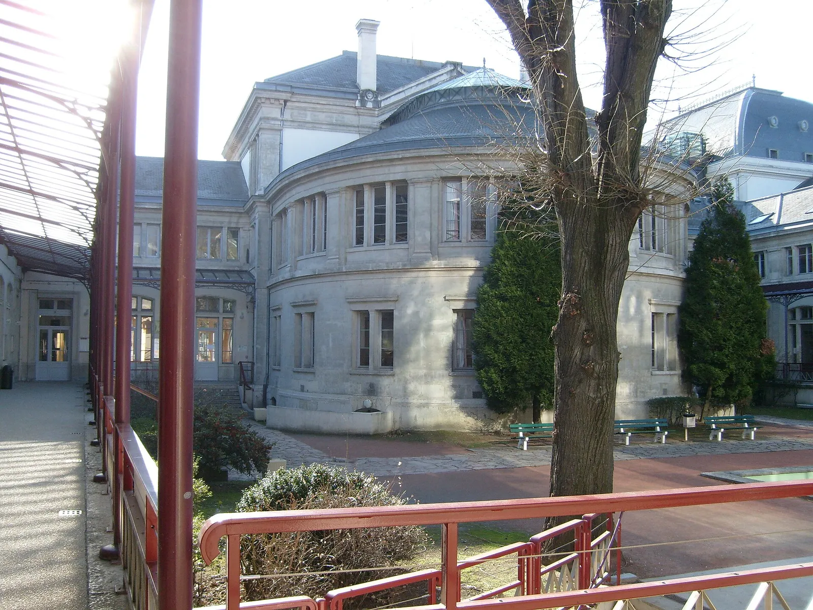 Un amphithéâtre universitaire (illustration)