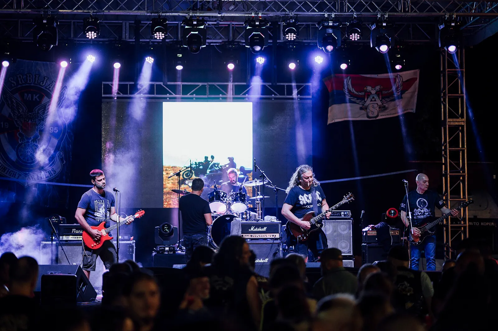 Un concert de rock (illustration)