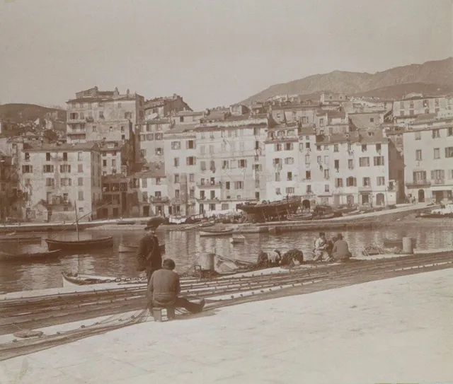 Le port de Bastia, en Haute-Corse (gravure ancienne, illustration)