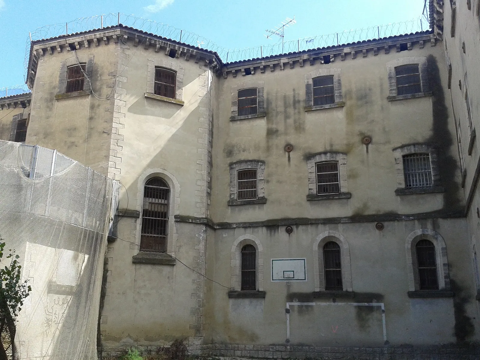 Bâtiment de l'ancienne prison Sainte-Anne, à Avignon