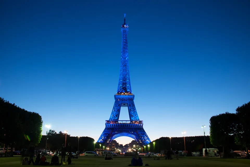La tour Eiffel, symbole souvent apposé sur des produits (illustration)