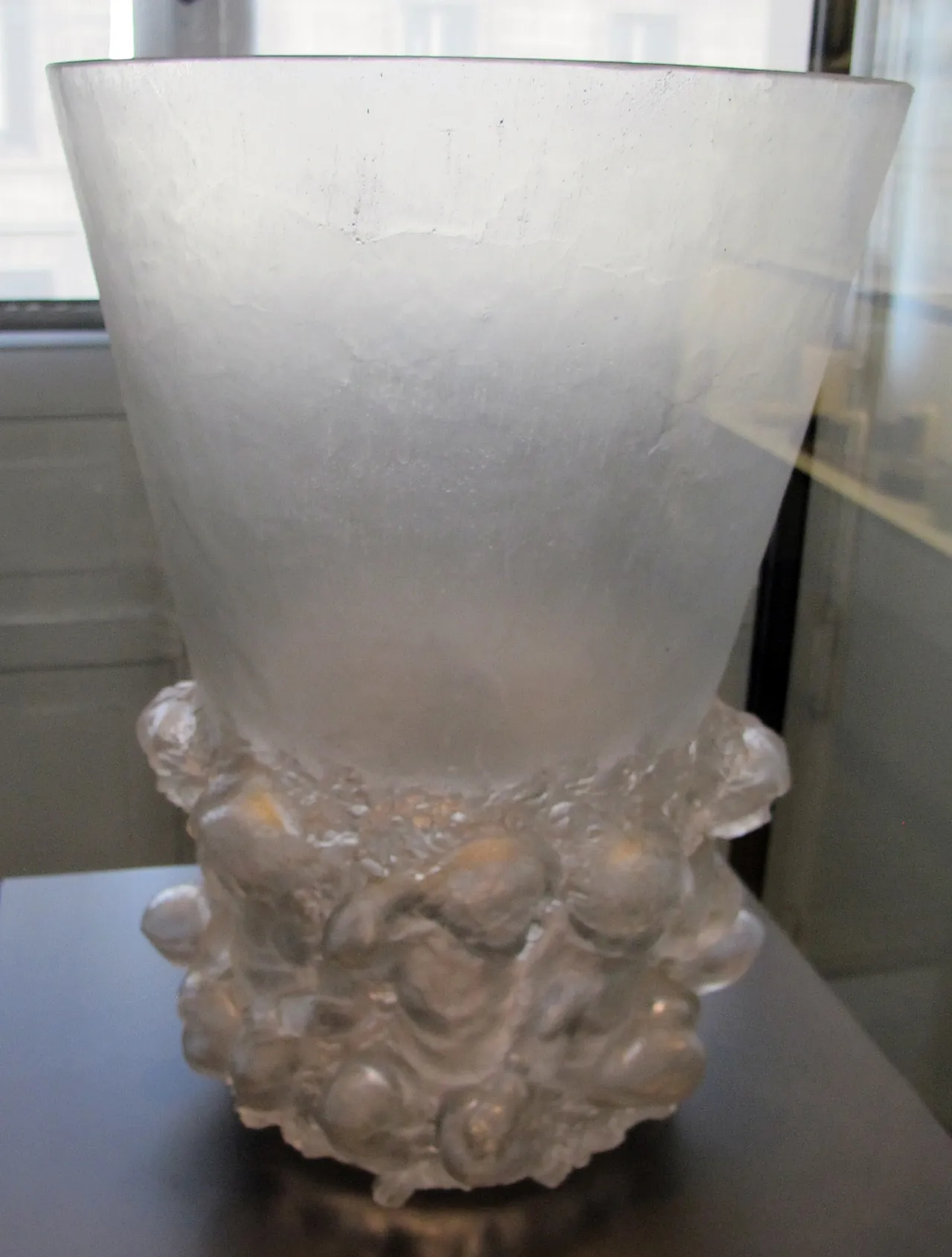 Vase en verre de René Lalique (illustration)