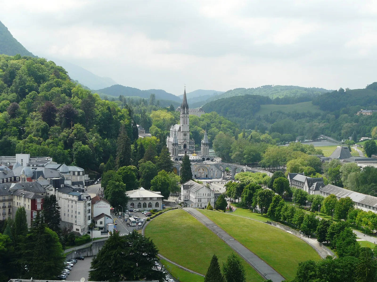 Le sanctuaire de Lourdes