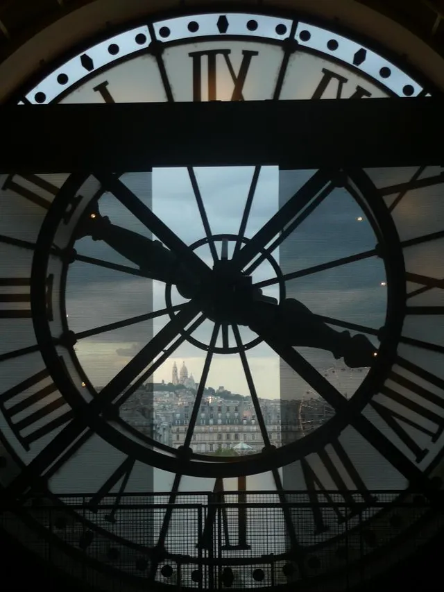 La grande horloge du musée d'Orsay (illustration)