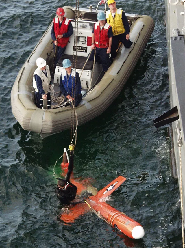 Récupération d'un drone naval (illustration)