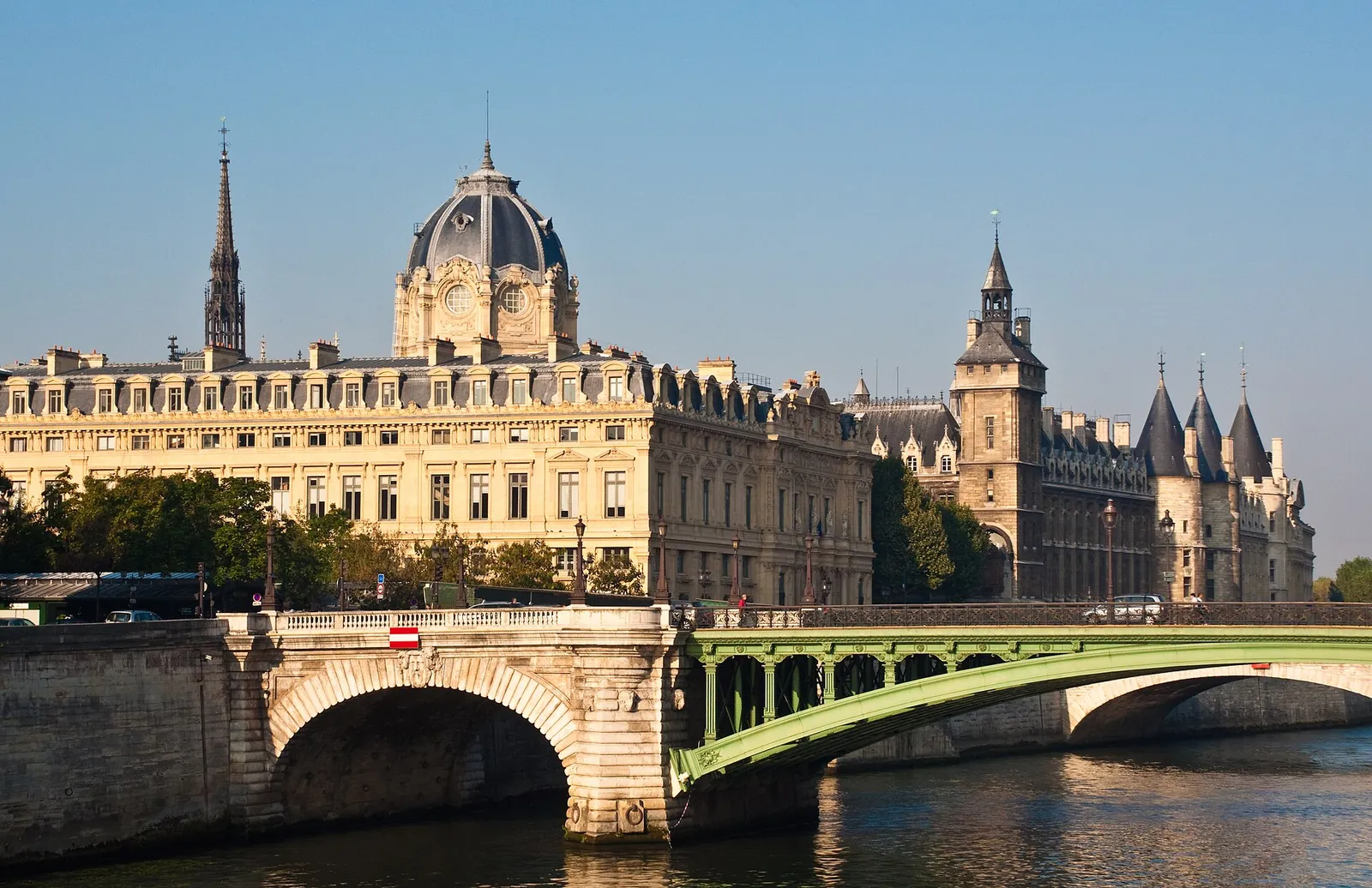 Le Palais de justice de Paris (illustration)